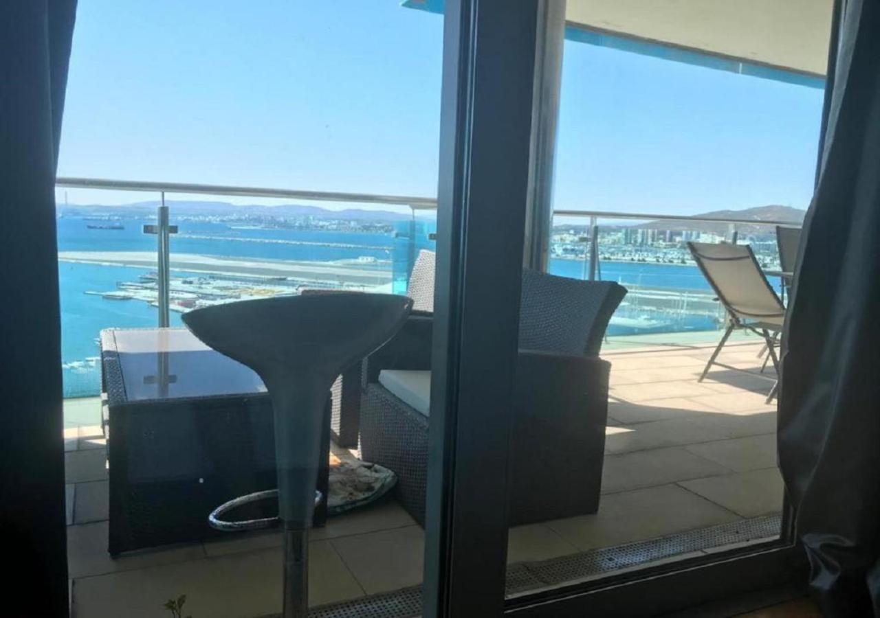 Sea Air Ocean Village غيبرالتار المظهر الخارجي الصورة
